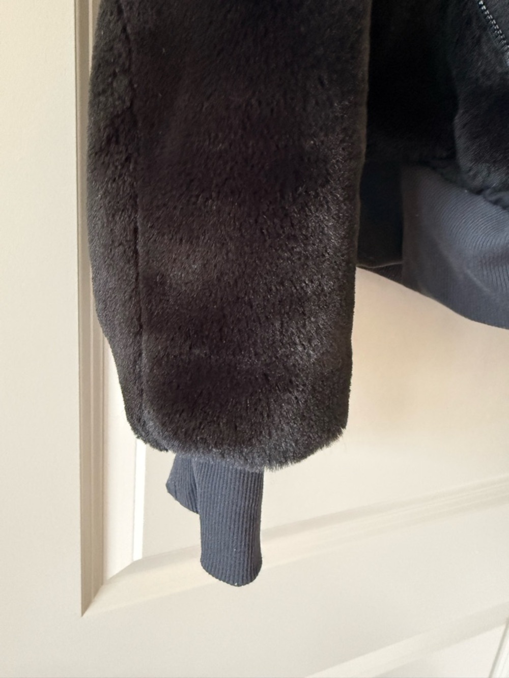 ALO black faux fur foxy jacket - Picture 14 of 16